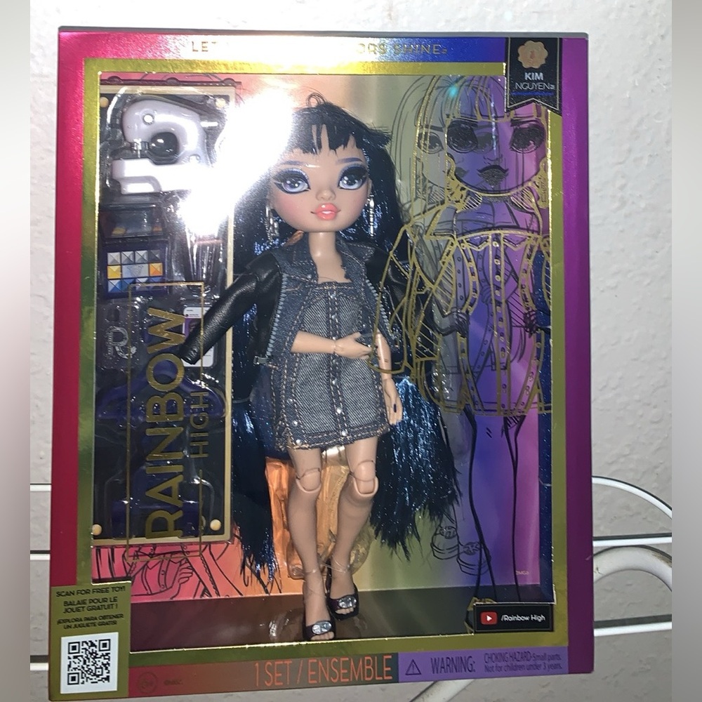 Rainbow High Fashion Kim Nguyen Doll
